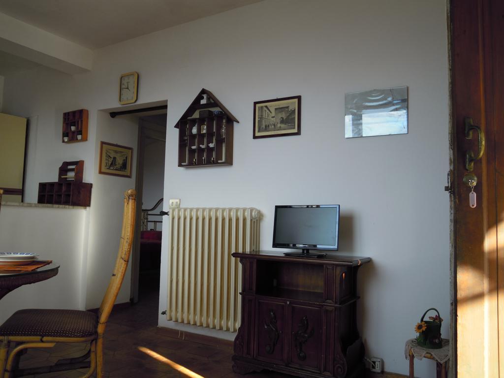 Bel Panorama Tre Guest House Pelago Exterior photo